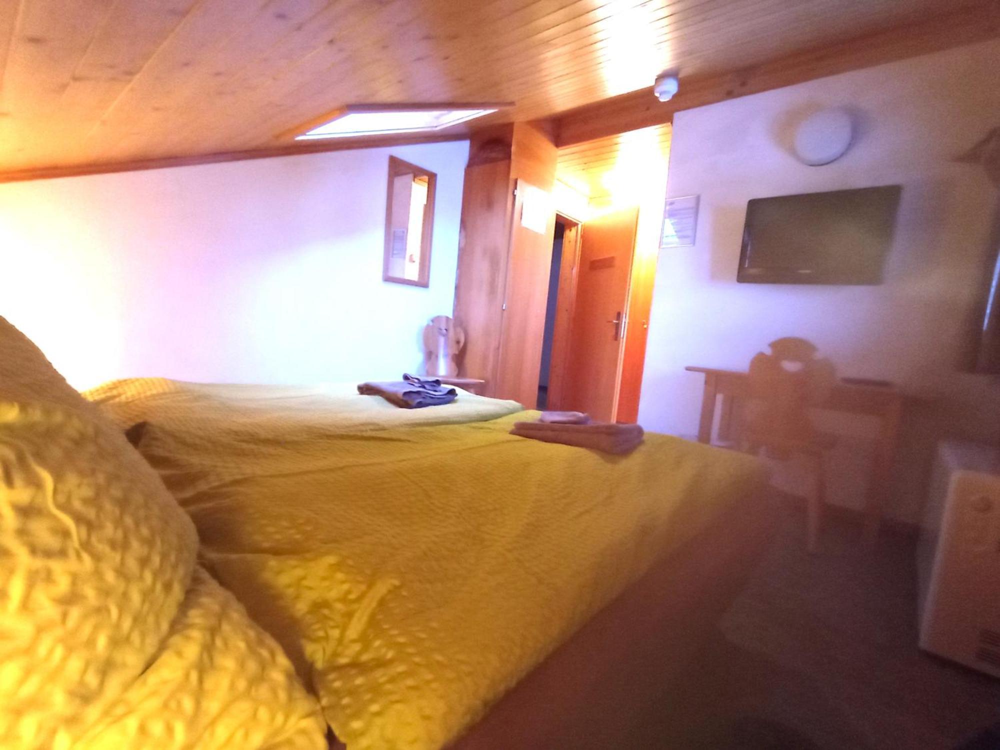 Chambre Double Doppelzimmer Camping Jaunpass بولتيغن المظهر الخارجي الصورة